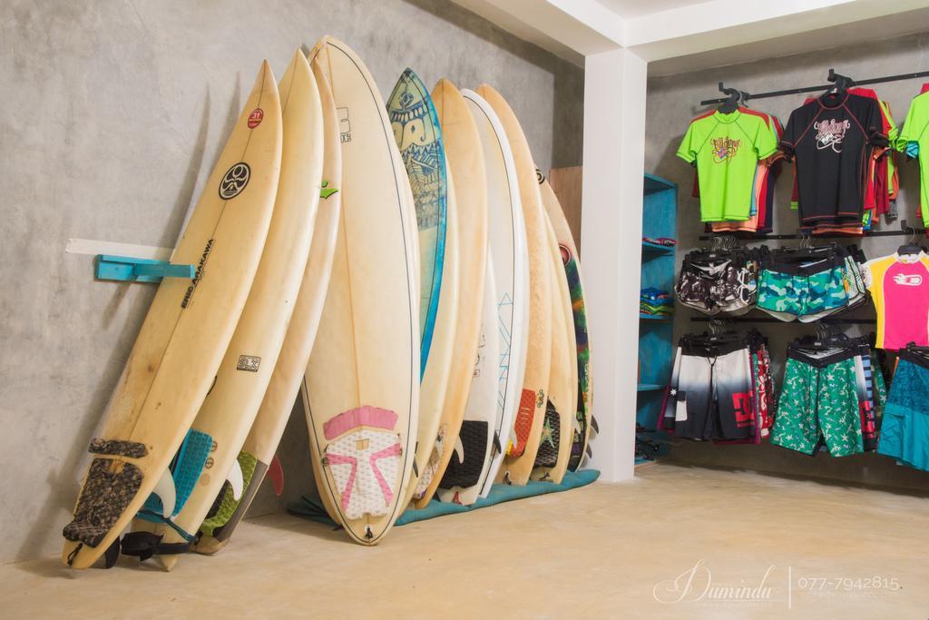 Cheeky Monkey Surf Camp Hotel Weligama Exterior foto