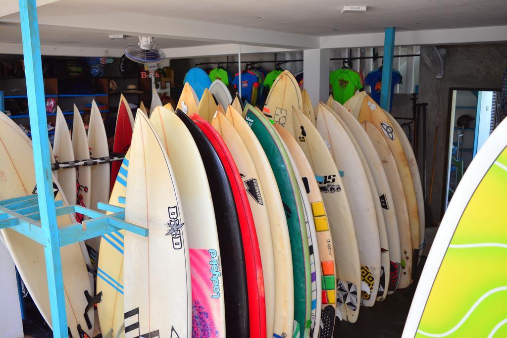 Cheeky Monkey Surf Camp Hotel Weligama Exterior foto
